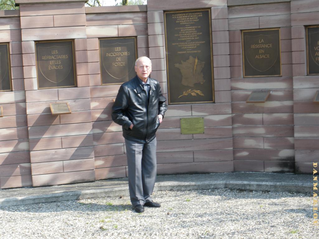 JEAN PEREZ EN PELERINAGE EN ALSACE A  JEBSHEIM(1).JPG